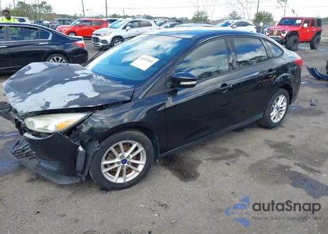 2015 Ford Focus Se z USA, uszkodzony, nr VIN 1FADP3F28FL345717